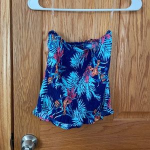 Cute tropical crop top